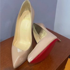 Classic Louboutin Corneille 100 patent pumps Great condition